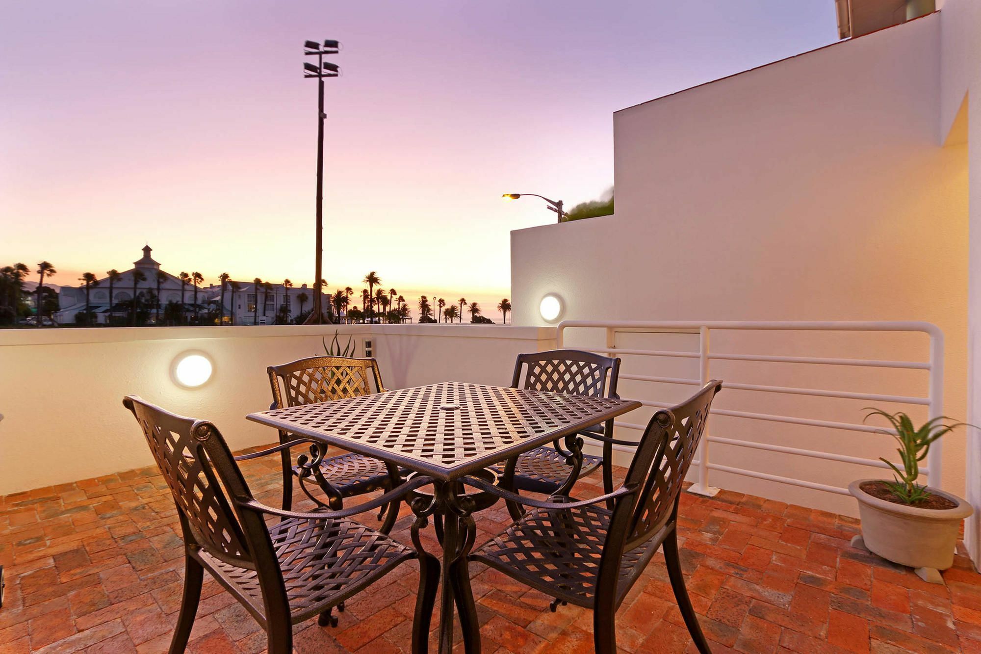 Camps Bay Beach Apartment Cape Town Dış mekan fotoğraf